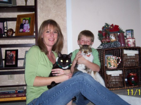 Colton...the cats....and I attempting a Xmas pic