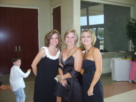 Connie, Me & Lara (sisters)