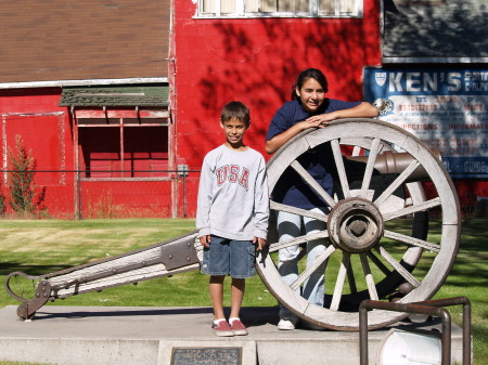 Blake and Danielle with the canon on the lawn of the old court house in Bridgeport, CA.