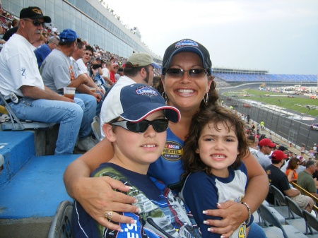 Lowes MotorSpeedway May '06