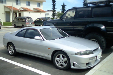 My Skyline R33 & Landcruiser