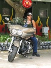 CHOPPER CHICK ON HER ROADGLIDE