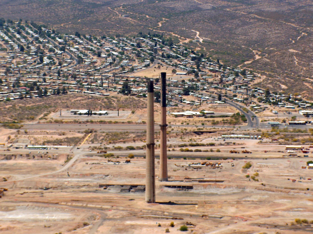 The stacks and San Manuel