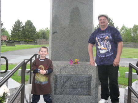 at hendrix memorial renton washington