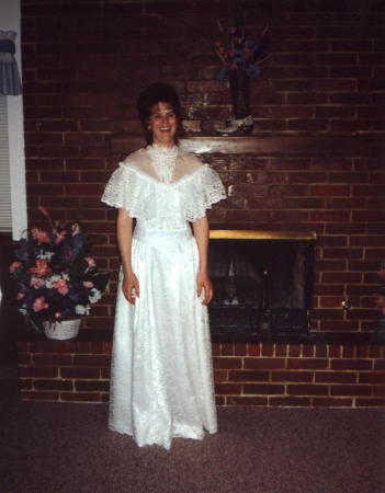 may 1, 1993 wedding dress