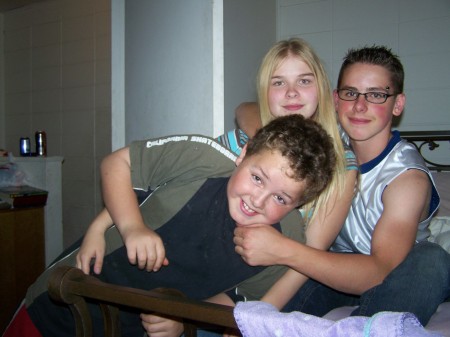 Brandon (15), Matt (10) and Leeanne