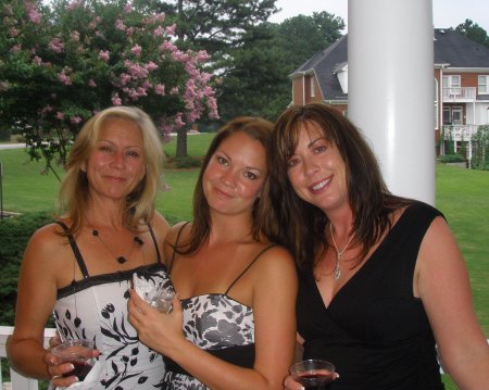 Mary, Gwen and sister Kelley at Cricket's wedding