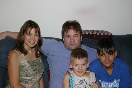 2006 Keith, sons and sister
