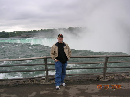 NIAGARA FALLS