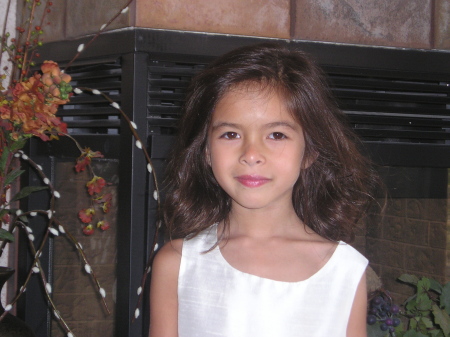 Maile (6) at a wedding of a Camarillo friend Jul 2006