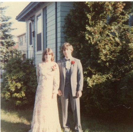 arleen and john sr prom 1982