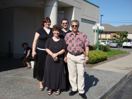 Kathy & Mark with children Jessica and Thomas