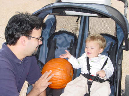 Jim with son Evan - Halloween 2006