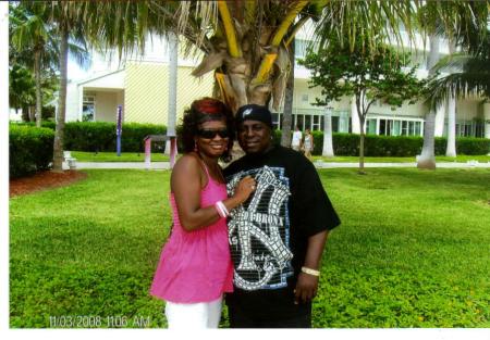 OUR FIRST PHOTO IN BAHAMAS