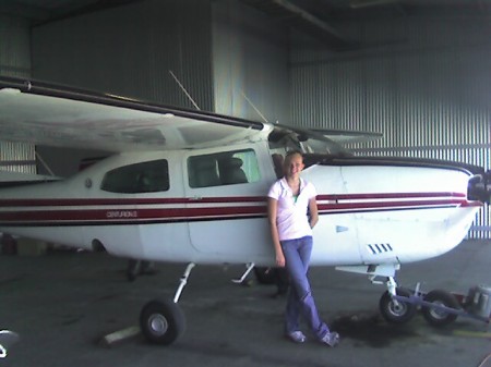 Mariah next to  friends plane before preflight