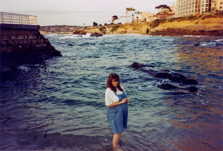 Barefoot and pregnat in La Jolla