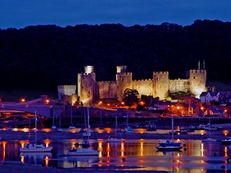 Conway Castle at night