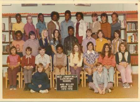 Mrs. Miller's 6th Grade Class 1973