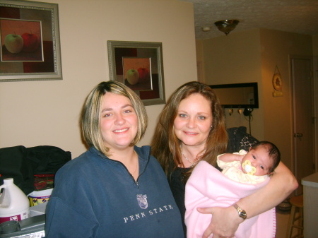 Erica, Mom and Elesiah