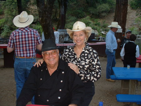 MARY FRANCES (WARD) AND HUSBAND JIM GRAVES