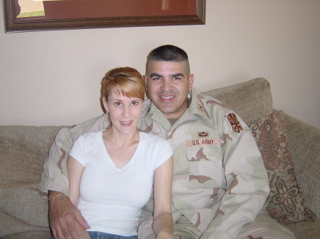 Hugo leaves for Iraq - Feb. 2005