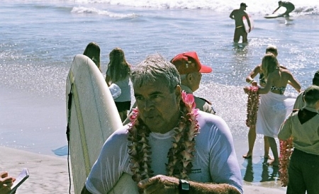 Viet Nam Vets Memorial Paddle Out