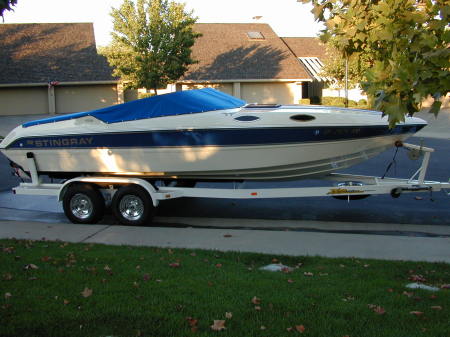 Stingray 698- Does 75 On The Water- 502 EFI 415 HP