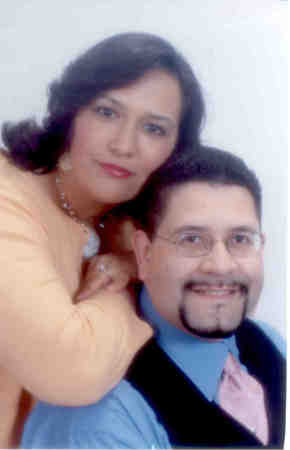 Ken & Jeanette Gonzalez - Easter 2005