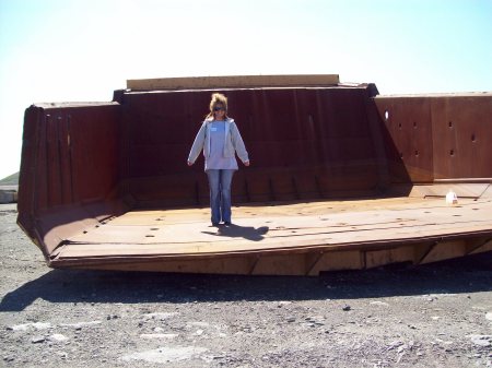 Shavonne in dump Trunk bucket.Arts coal mine