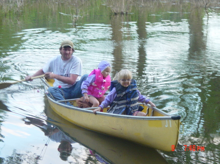Canoeing with girls 2006
