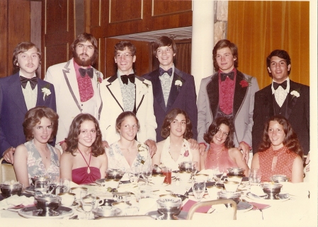 Prom Night, 1975