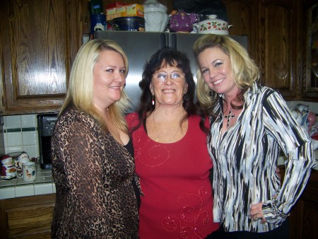 my mom, kelly and kimberly