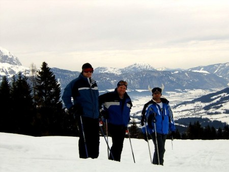 Skiing with friends in Austia