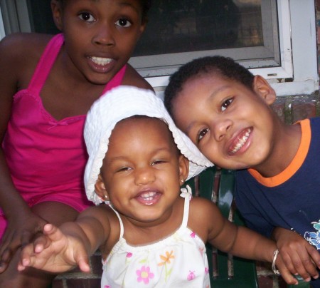 Nasha, Nia, Akil jr