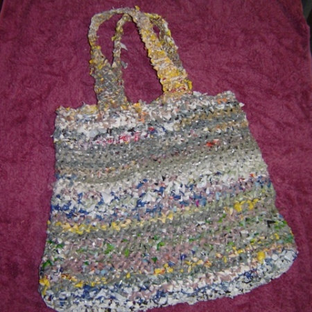 I make recycled tote bags