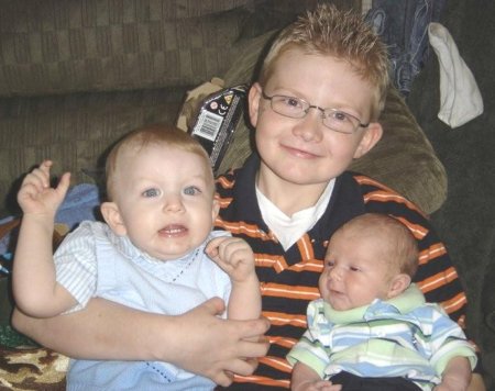 ray,connor,and caleb-easter,mar.2008