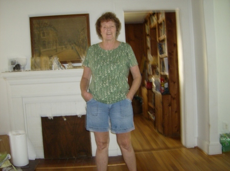 me visiting mom in oct 2010