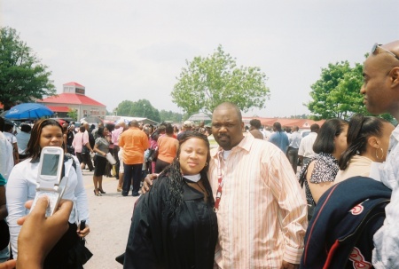 FAMILY PICTURES AFTER THE GRADUATION CEREMONY