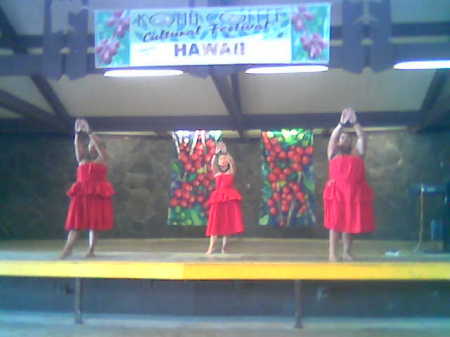 Hula halau (group)