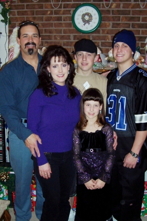 The Family; Rick,Wendy,Brandon,Beau,Brittany X-Mas 2005