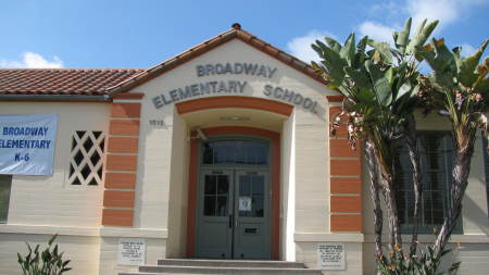 Broadway Elementary School Logo Photo Album