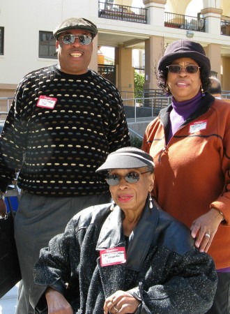 Alumni Dorothy Correa Morgan and Children