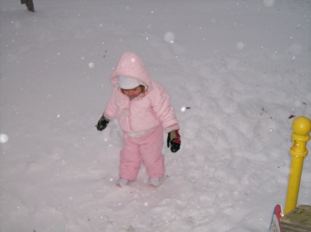 Kyra,s snow play