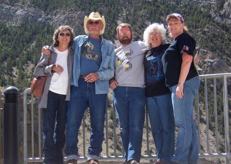 family photo at the Buffalo Bill Dam