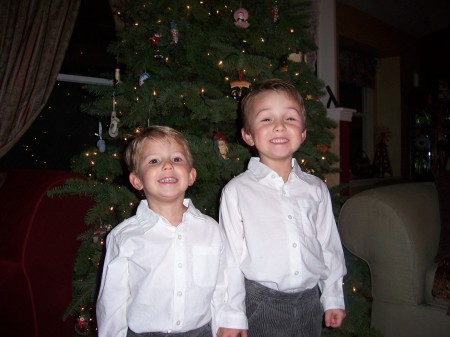 Chase & Dylan Christmas 2006