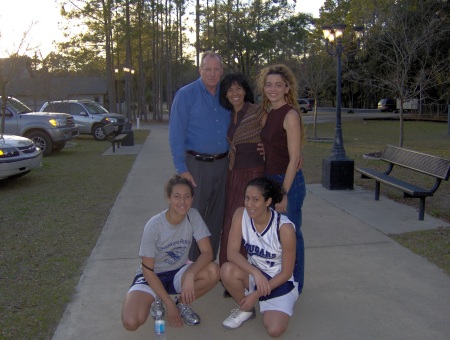 Here's my friend Amy, her husband, Blake, & her daughters Nicole/L&Natasha/R