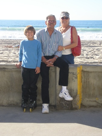 My parents Mary n Dave Gildersleeve with Dylan at the beach.