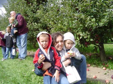 apple picking