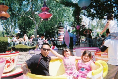 Girls n Daddy Teacups