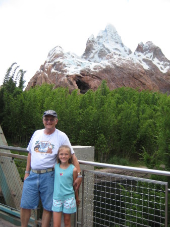 Bailey and Pappy Lake in front of Mt. Everest